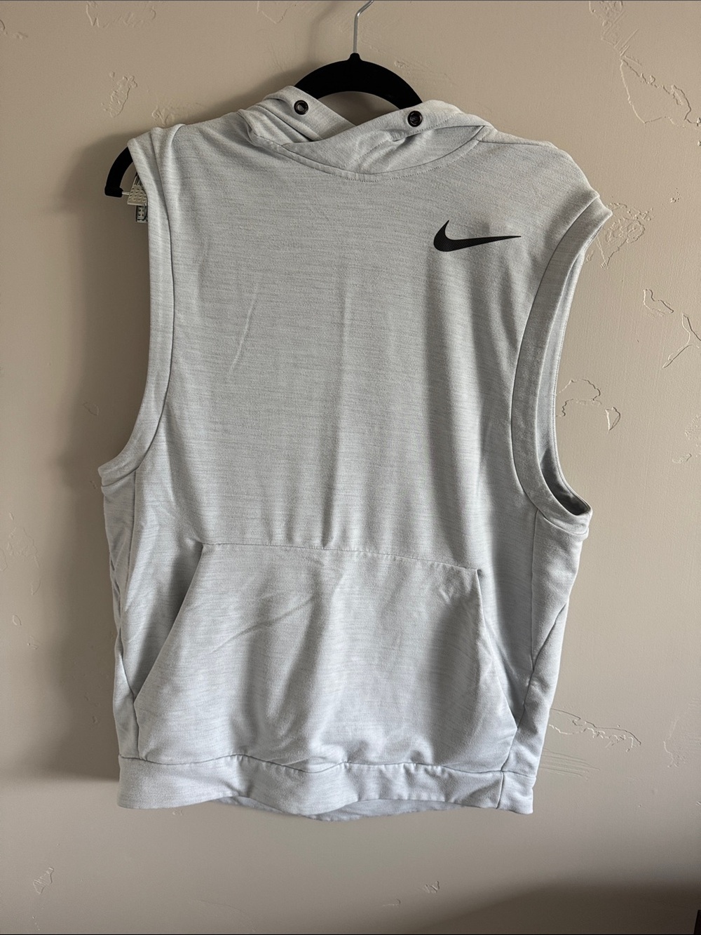 Nike dri fit sleeveless hoodie